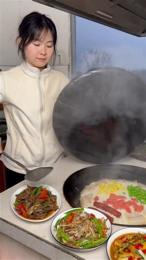 Ultimate Egg Fried Rice Recipe | Authentic Wok Hei Style 🍳🔥 #shorts #streetfood