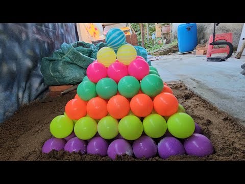 Building Egyptian pyramids using tiny balls.