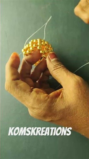 Beaded Christmas tree bell.. Tutorial long video.