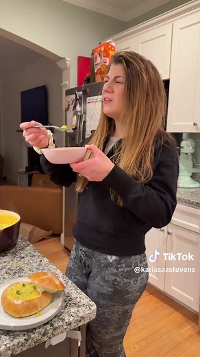 Quick and Easy Broccoli Cheddar Soup Recipe