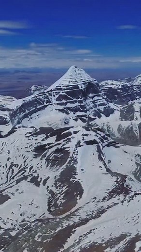 📍Mount Kailash I Drone View I Har Har Mahadev🙏🔱 ‼️14 Days Kailash Mansarovar Yatra‼️ 🌈Kailash Manasarovar Yatra 2026 - Bookings open now! 👉We are not doing Individual Indian Passport holders. ✅ Join us on Facebook:- https://www.facebook.com/alpine.ecotrek/ ✅ Instagram:- https://www.instagram.com/alpineecotrek/ ✅Kailash Overland Tour- Group Joining dates for 2026 May 2026: 5th May 2026 - 18th May 2026 11th May 2026 - 24th May 2026 18th May 2026 - 31st May 2026 24th May 2026 (full Moon Trip) 