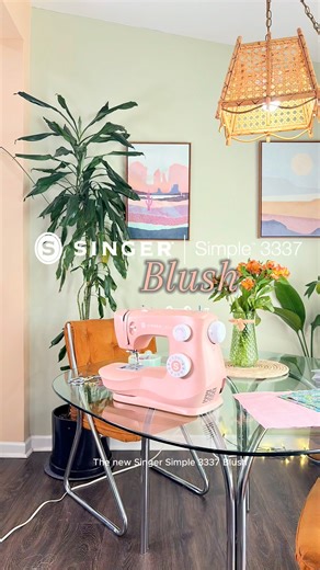 Singer Sewing on Instagram: "When your sewing space matches your living space, it must be blush! Make a quick and easy set of oven mitts with the Singer 3337 Blush sewing machine. #AreYouBlushingYet? Available exclusively at Walmart. In stores and online. Link in bio. #SingerSewing"