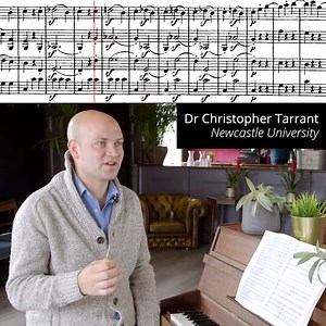 “We end up in D flat, and the way Beethoven gets us back to the tonic is like a crunching gear-shift without the clutch.” Hear all about it from Dr Christopher Tarrant, then listen to our recording. lpo.uk/B1 #Beethoven | London Philharmonic Orchestra