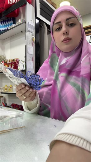 Crafting with Intricate Lace: Floral Design Techniques