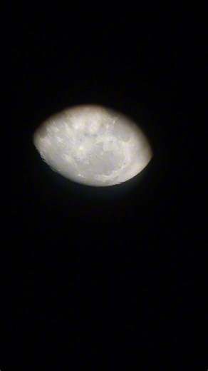 Fiquei de Boca Aberta! 😱 Minha Melhor Imagem da Lua pelo Telescópio 2026 🌕