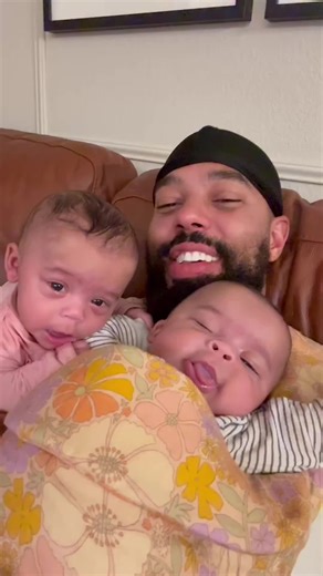 5 kids vs 1 dad! 🤪😂 Mama is out tonight so it’s dad on duty. Check on me tomorrow. 🤣