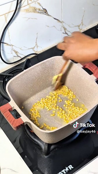 Delicious Butter Glazed Popcorn Recipe