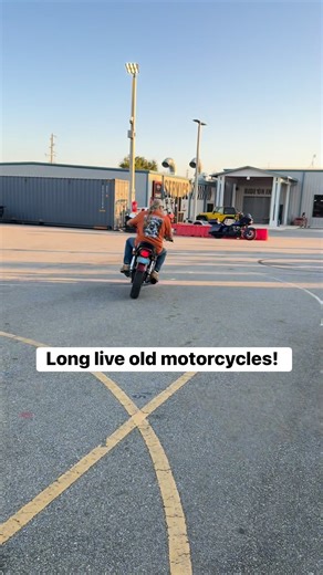 Long Live Old Motorcycles! | CycleDrag