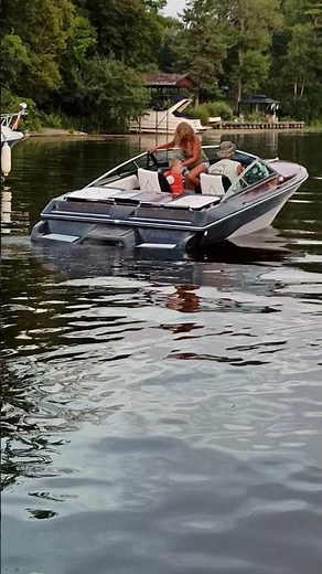 The Most Amazing Boat V8 Idle sound