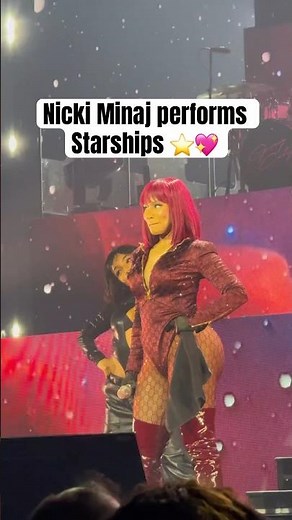 Nicki Minaj’s Starships performance 💖⭐️
