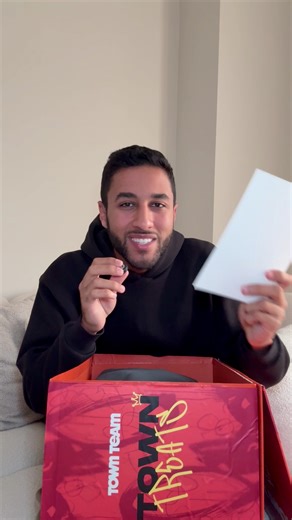 917K views · 2.4K reactions | لو لسه مش عارف يعني إيه Town Festival، يبقى فايتك كتير! شهر كامل مفاجآت ومسابقات وعروض ماتتفوتش ! تابعنا علشان تشوف اللي جاي爛 Online Shop: bit.ly/4nVtU6w #TOWNTEAM #livewithpassion | TOWN TEAM | Facebook