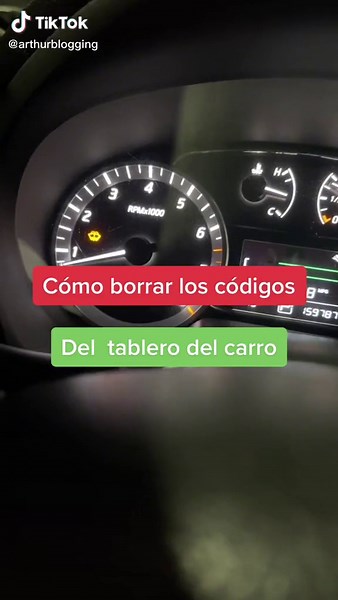Cómo borrar los códigos del tablero fácil jajjajaja#humor #arthurblogging #laugh #risa #auto #carro