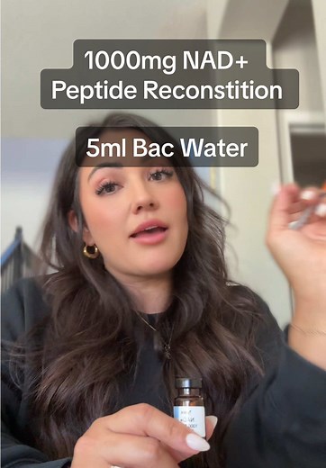Here is how I reconstitute my 1000mg vial of NAD for my lab rat. •5ml bac water into vial •Roll, don’t shake! •50 units on a 1ml insulin syringe equals 100mg of NAD . 20 units equals 40mg NAD . How ever many units you pull, multiply that by 2 and that’s how many mg you’re pulling! If this vial could fit 10mls, the math would be easier but since it can’t, 5mls of bac water made the math easy 😉 *disclaimer this is for information and research purposes only. I am not a medical professional and thi
