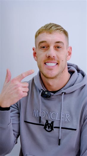 Meet Luke Knight ✨ 🤩 For Luke, who joined us from the UK, we designed a natural, harmonious smile consisting of 4 implants and 24 zirconium crowns perfectly tailored to his facial features. 🥳 ⭐The treatment process was planned with great precision, and every step was carried out with Luke’s comfort and expectation of a natural result in mind. Today, he enjoys a smile that is both aesthetically pleasing and functionally strong. ⭐ Seeing Luke leave our clinic happy and satisfied is the greatest 