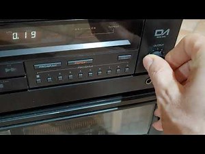 Hitachi DA 800 CD Player