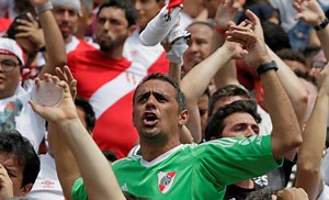 «alentar», conjugación adecuada