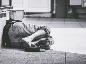 Venice Homeless Shelter Opens With Beds For 154 People