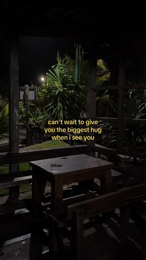 I Can't Wait to Hug You အဓိပ္ပာယ်: The Meaning of a Big Hug