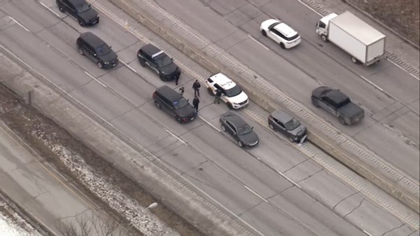 Chicago traffic, today: I-290 Eisenhower Expressway reopens after police pursuit ends near 17th Avenue on Near West Side, ISP says