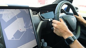 We have experienced the amazing acceleration of the Tesla 'Model S' and 'Model X' test drive reports, which can accelerate from 0 to 100 km / h in only 3 seconds.