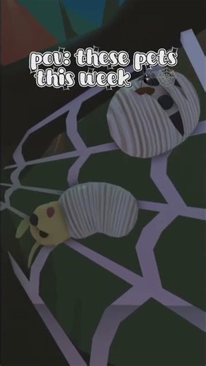 who else thinks we are getting spiders?! #adoptme #adoptmegame #halloween