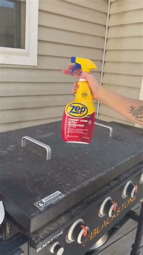 Cleaning a Blackstone Has No Business Sounding This Good