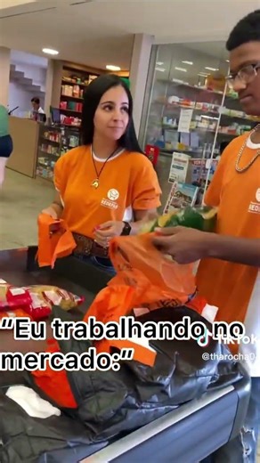 Eu no meu PRIMEIRO dia Trabalhando no Supermercado