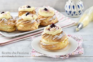 Zeppole di San Giuseppe https://blog.giallozafferano.it/ricettechepassione/zeppole-di-san-giuseppe/ | Ricette che Passione di Ornella Scofano