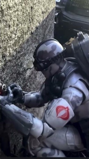 Firefly setting a round of explosives