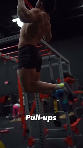 In this video I show you the best exercises you can do for your back