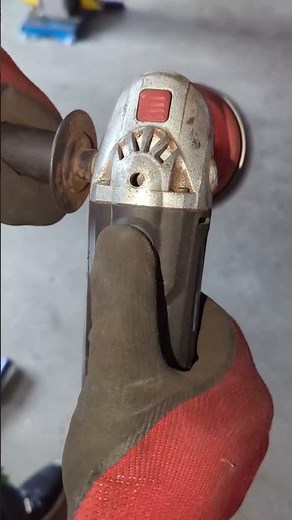 handbrake maintenance on a E46 #mechanic #repair #bmw #e46 #brakes #handbrake #3series #inline6