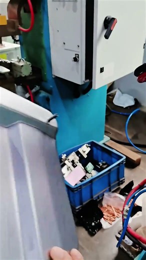 Medium Frequency Spot Welding Machine for Precision Nozzle Welding Applications