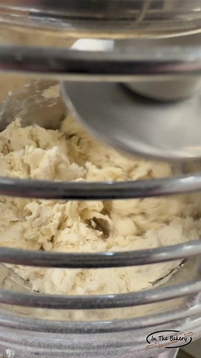 Apple Pie with Crumble topping! #satisfying #stepbystep #madefromscratch #bakery #delicious #summer #bakinglove #pastrylove #pastrypassion #pastry #foodie #explorepage #explore #travel #dessert #reels #viral #short #pie | In the Bakery