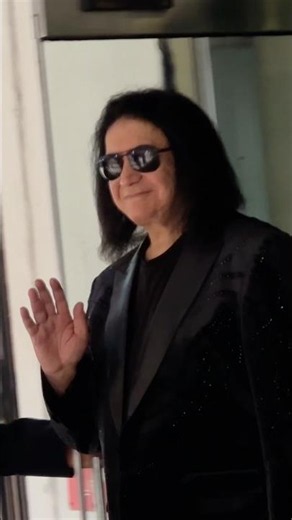 Gene Simmons and Paul Stanley get Songwriters Hall of Fame induction!