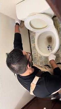 How to get the toilet ring off your toilet bowl. Deep clean the bathroom with this cleaning hack!