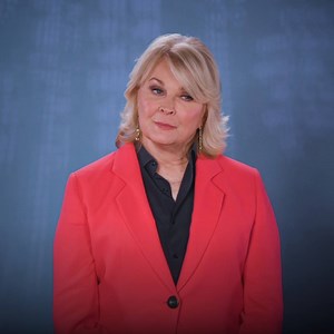 13K views · 288 reactions | The cast of Murphy Brown explains why you should watch the entire new season, now streaming on CBS All Access. | CBS | Facebook