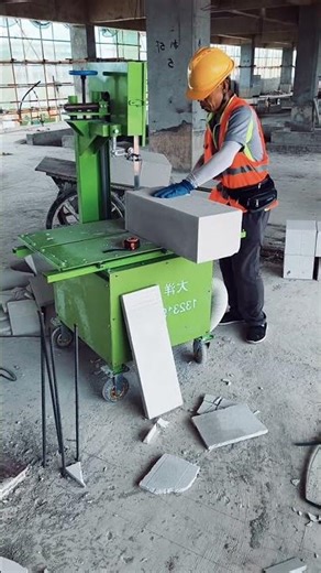 AAC Block Cutting Machine | Portable Band Saw Process