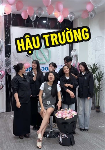 Ráng Tập Văn Nghệ Cho Ngày 8/3 Hứng Khởi