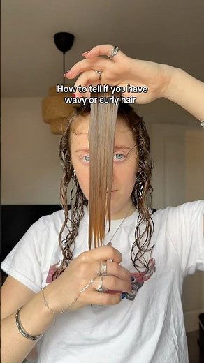 How to tell if you have wavy or curly hair 🤍