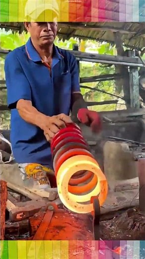 Amazing Blacksmith Skills: Heating and Shaping Metal Springs #Blacksmithing #Metalwork #Satisfying