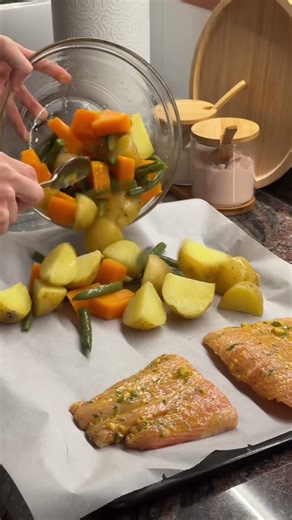 Noche de salmón al horno! 🍴
