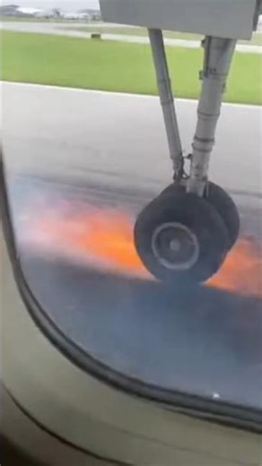 Passengers Panic as Landing Goes Horribly Wrong 🔥✈️ #emergencylanding #realfootage #aviation #uk