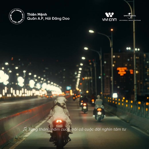 "Hoàng tử Ballad" Quân A.P đã chính thức trở lại đường đua âm nhạc với một sản phẩm đậm chất tự sự, kết hợp cùng giọng hát đầy cảm xúc của Hải Đăng Doo. Chỉn chu từ giai điệu đến hình ảnh, Thiên Mệnh là bản nhạc ôm trọn những trái tim thổn thức trong chiều mưa lặng thầm sắp tới. 🌨❤️‍🩹 #ThienMenh #QuanAp #HaiDangDoo #VIVIENM #UMVN | Universal Music Vietnam