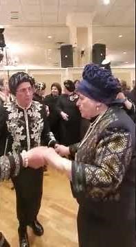 Belzer & Satmar Rebbetzins Dance Together