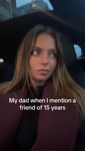 Robyn (@robyn_nagioff)’s videos with Tennis - Lily Allen