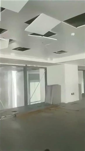 Worker Operating Ceiling Structure