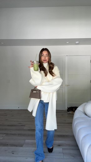 Sierra Furtado's Trendy OOTD Inspiration