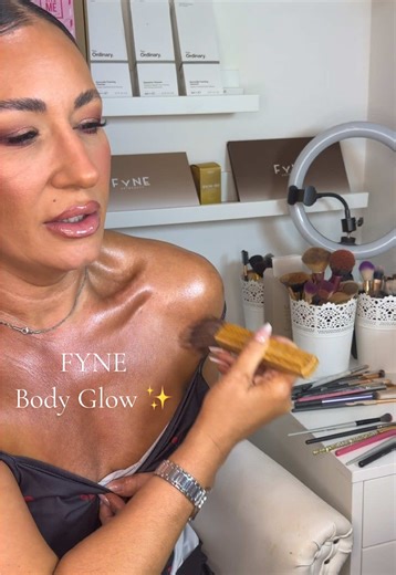 Fyne Cosmetics Body Glow Review and Application Tips
