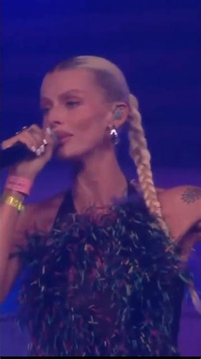 SET ME FREE LIVE ON MAINSTAGE! 🦋 SACHA & Armin - Tomorrowland 2026 🇧🇪