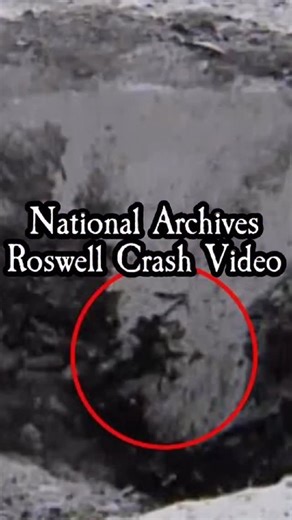The Scarecast on Instagram: "A 22-minute video reportedly stored in the National Archives has resurfaced, with some viewers claiming it shows authentic footage from the 1947 Roswell incident, including alien bodies and wreckage matching eyewitness accounts. Witnesses like Gerald Anderson and Glenn Dennis previously described seeing a silver disc and strange, non-human bodies after the crash. #aliens #alien #RoswellNM #roswell #UFO"